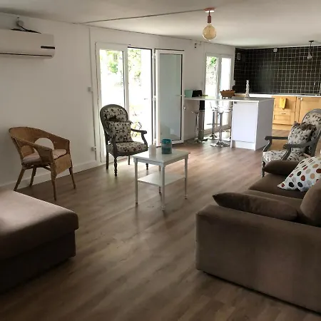 T3 Magnoletta Avec Terrasse Proche Des Plages Apartmán *