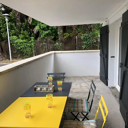 Apartmán T3 Magnoletta Avec Terrasse Proche Des Plages *